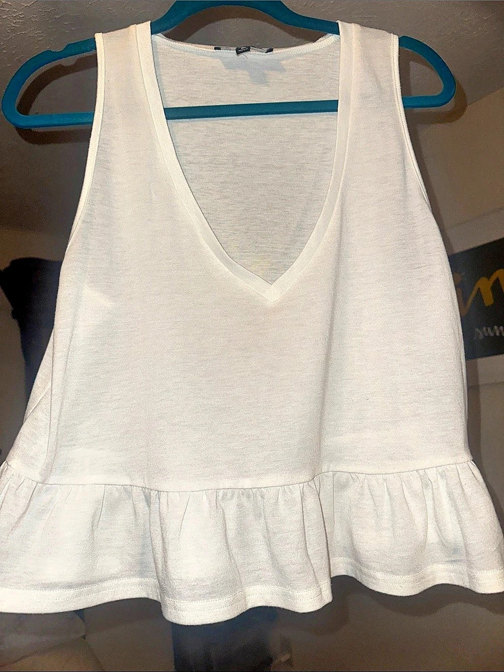 Lulus - White Ruffle Tank Top Size Medium Like New